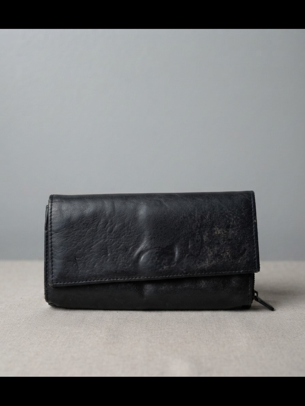 Danier Leather Classic Black Leather Women's Wallet